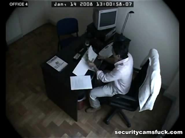 девочки Сталкиваясь проблемой смотреть трахнул жену брата можна досуге